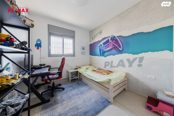 גג/ פנטהאוז, גרטרוד עליון, פסגות אפק, ראש העין