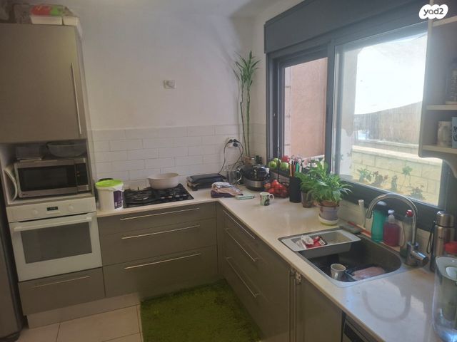 דירת גן, מאשה ודב סקיבין, כפר סבא הירוקה, כפר סבא