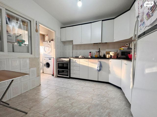 גג/ פנטהאוז, אבא אחימאיר 10, קרית מנחם בגין, רמלה