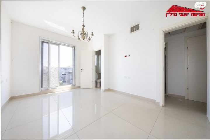 דופלקס, רמב"ם, רמב"ם, ראשון לציון