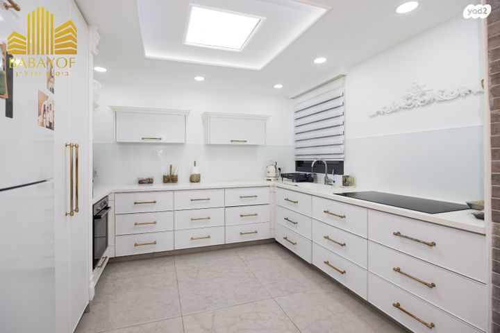 דירת גן, עמנואל זיסמן, חומת שמואל, הר חומה, ירושלים