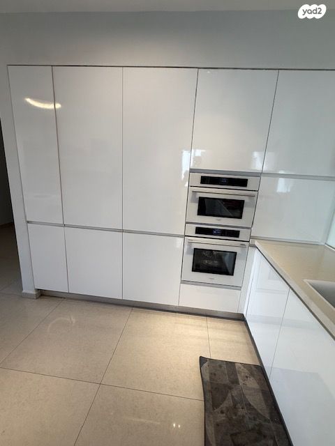 דירה, שלום אש, הדר יוסף, תל אביב יפו