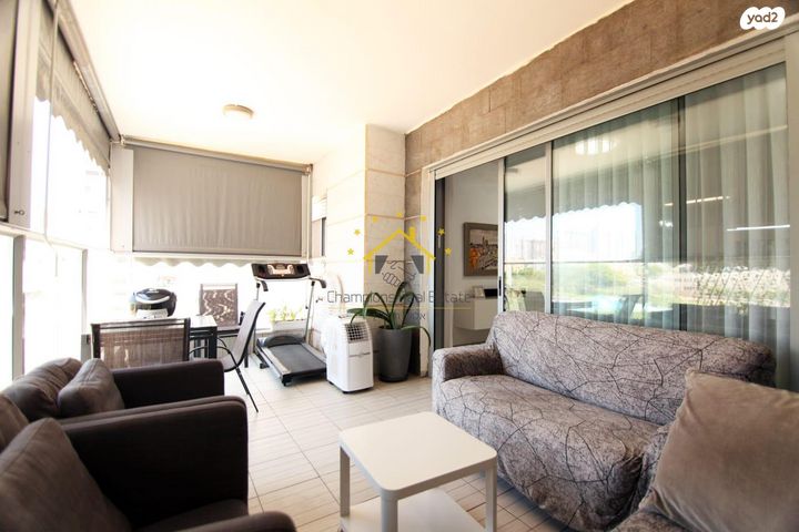 דירה, מאיר עמית, רמת חן ובן ציון, נתניה