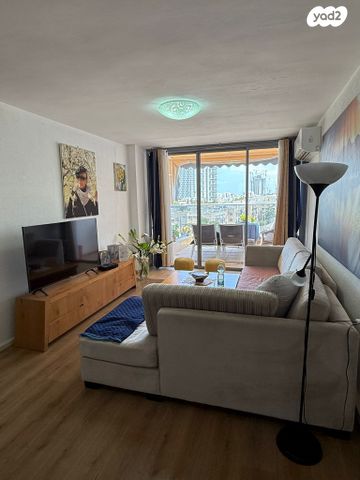 דירה, הרב מיימון, בת ים