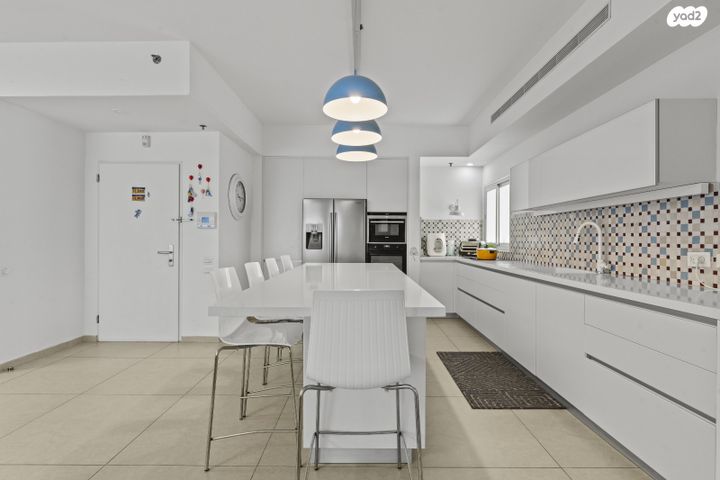 גג/ פנטהאוז, מיש"ר, קרית הלאום, ראשון לציון