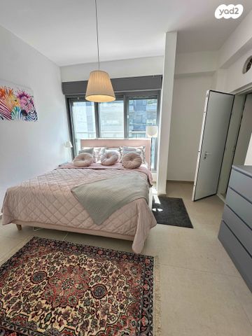 דירה, עוזיאל 120, תל גנים, רמת גן