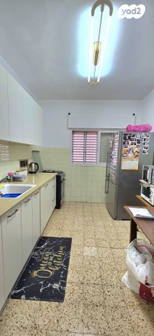 דירה, השרון, רסקו א', חולון