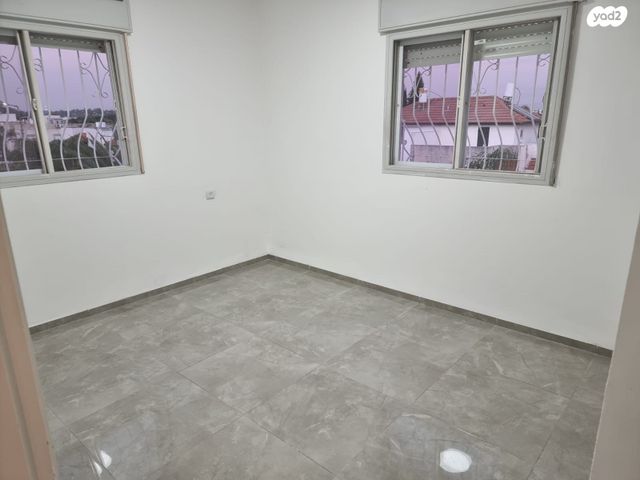 דירה, חיים, אפק, קרית ביאליק