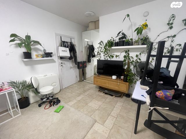 טשרניחובסקי 14