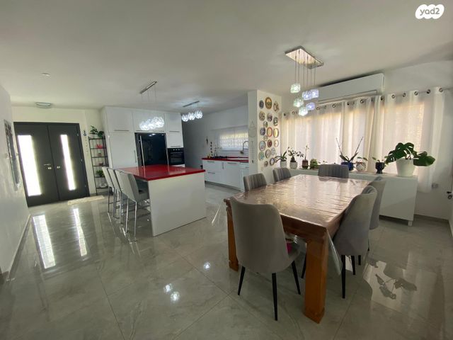 בית פרטי/ קוטג', להבים