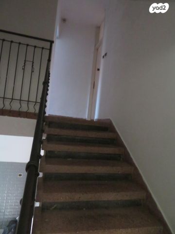 בית פרטי/ קוטג', דוד המלך 44, מלכי ישראל, קרית גת