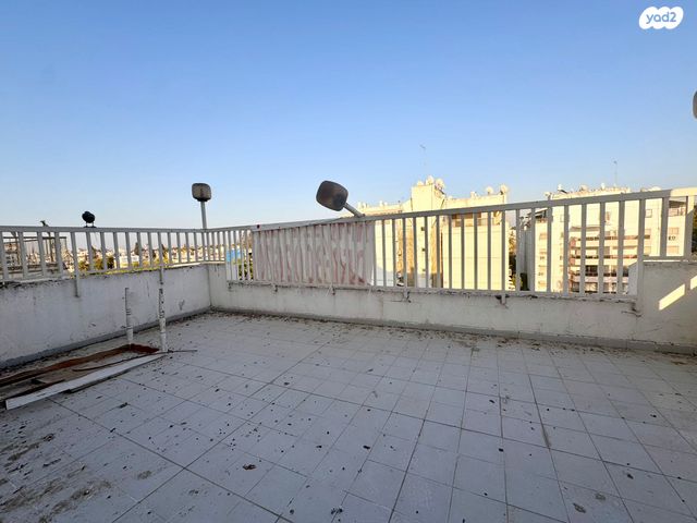 גג/ פנטהאוז, אבא אחימאיר 10, קרית מנחם בגין, רמלה