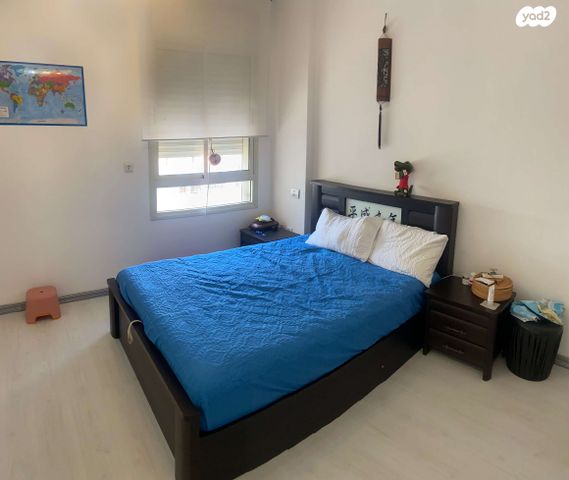 דירה, הרב הרצוג, רמב"ם, ראשון לציון