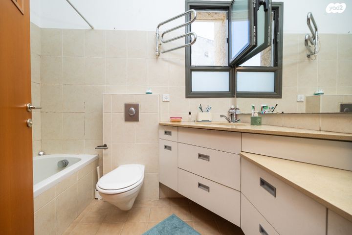 דירה, ניסן הרפז, בית הכרם, רמת בית הכרם, ירושלים