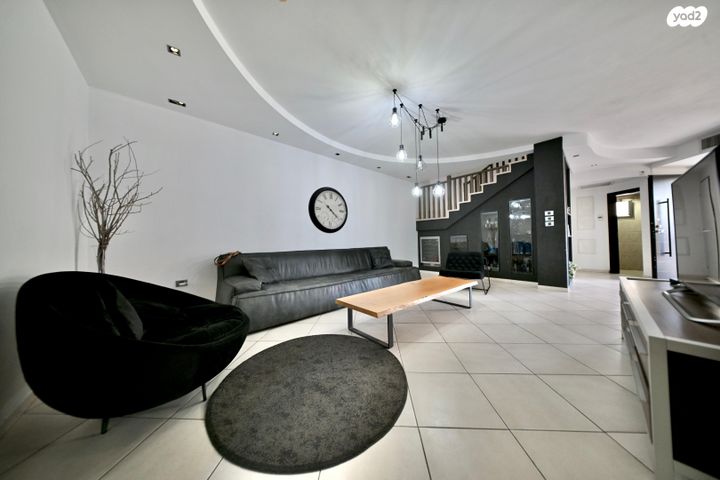 בית פרטי/ קוטג', מלך הגשם, קרית חתני פרס נובל, ראשון לציון