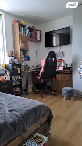 דירה, יוסף שפרינצק, פתח תקווה