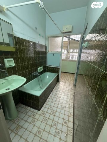 דירה, מרום נווה, רמת יצחק, רמת גן