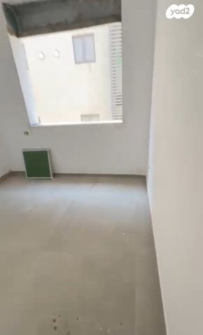 דירה, שכונת יהלום, מרכז העיר ב, רמת גן