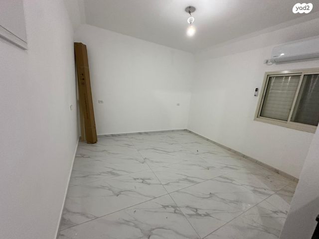 דירה, קרית ים