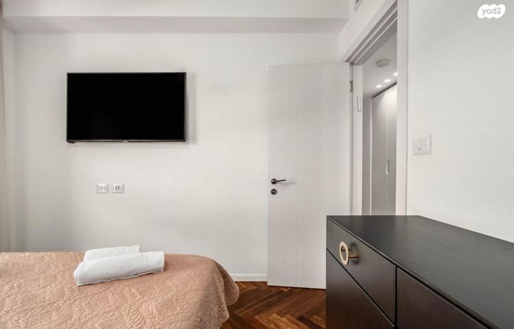 גג/ פנטהאוז, רציף אהרון רוזנפלד, בת גלים, חיפה