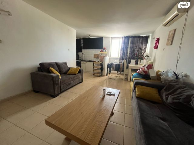 דירה, אלי כהן, שרת, לוד