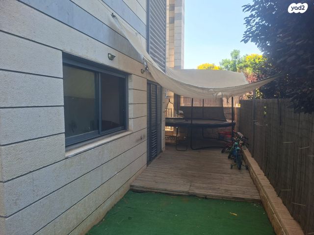 דירת גן, מאשה ודב סקיבין, כפר סבא הירוקה, כפר סבא