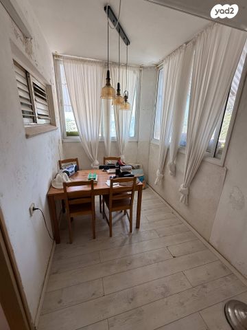 דירה, הרב זוארץ פריג'ה, נאות גנים, נתניה