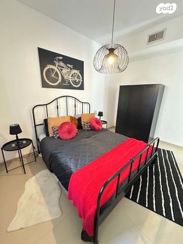 דירה, עוזיאל 120, תל גנים, רמת גן