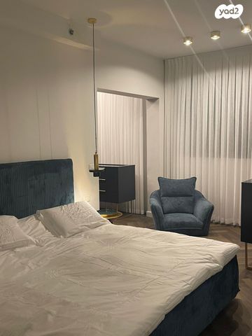 גג/ פנטהאוז, קרית מוצקין