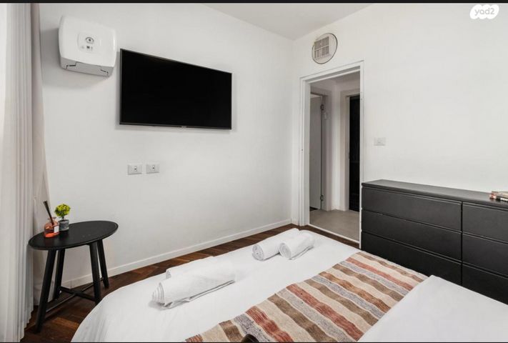 גג/ פנטהאוז, רציף אהרון רוזנפלד, בת גלים, חיפה