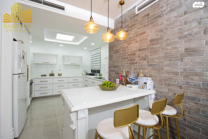 דירת גן, עמנואל זיסמן, חומת שמואל, הר חומה, ירושלים