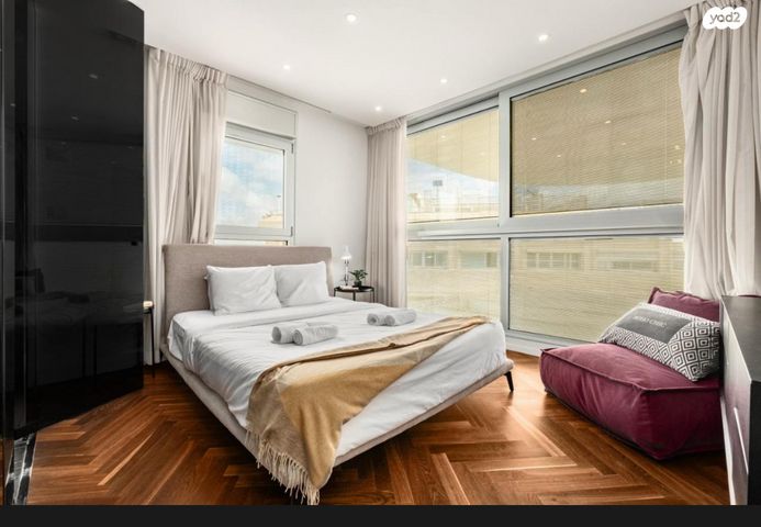 גג/ פנטהאוז, רציף אהרון רוזנפלד, בת גלים, חיפה