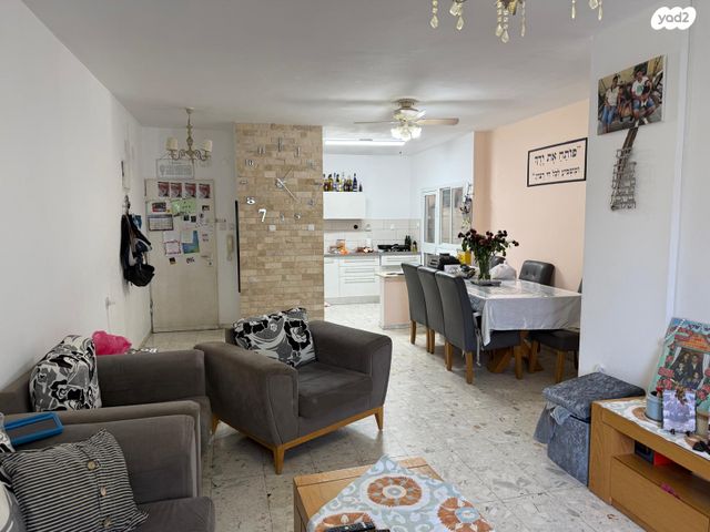 דירה, אלברט איינשטיין 30, לוד