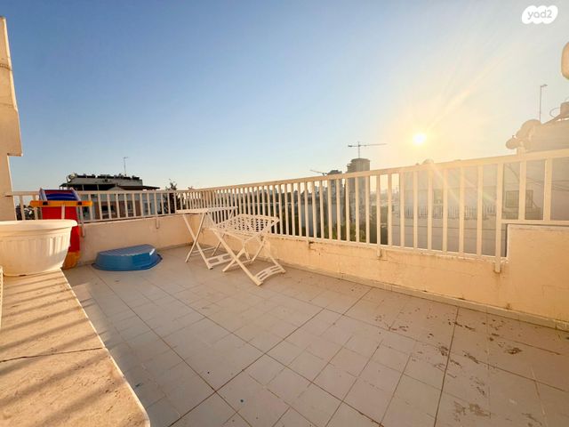 גג/ פנטהאוז, אבא אחימאיר 10, קרית מנחם בגין, רמלה