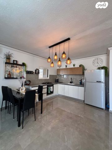 דירה, צ"ג בנות, ראשון לציון