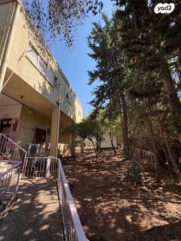 בניין מגורים, נווה שאנן, חיפה