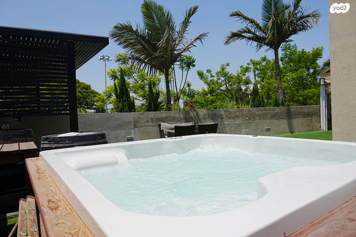 דו משפחתי, רמת דוד