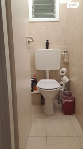 דירה, יוסף שפרינצק, פתח תקווה