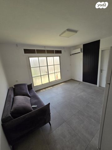 דירה, דרך מצדה 136, שכונה ו', באר שבע