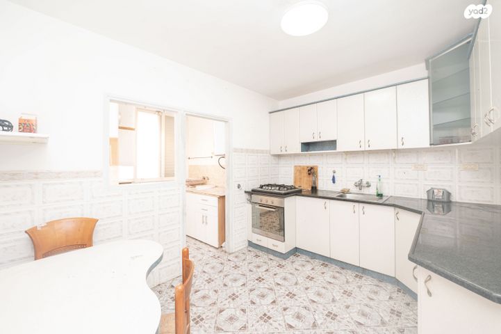 דירה, הרב קוק 27, צפון מערב מרכז העיר, נתניה