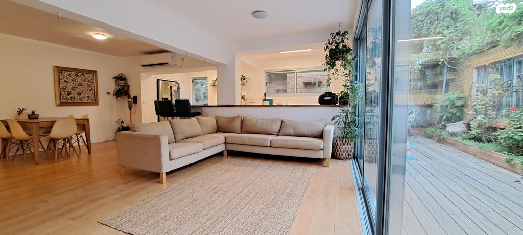 דירת גן, אמנון ותמר 4, שושנת העמקים, שושנת העמקים