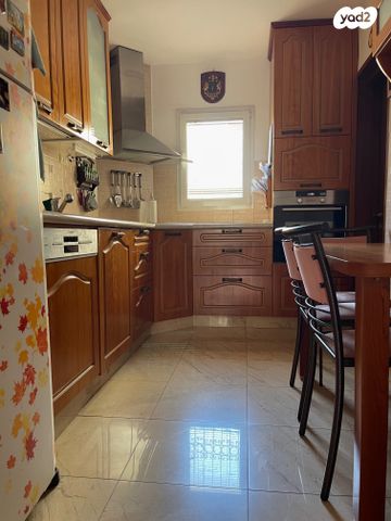 דירה, גדוד חרמש, פסגת זאב, ירושלים