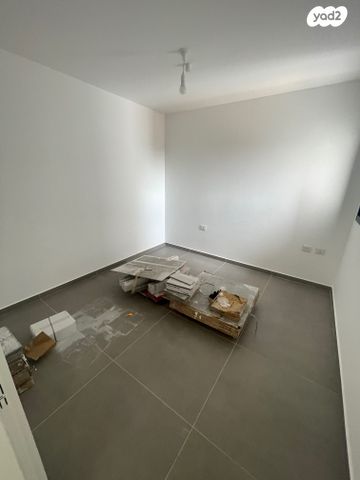 דירה, קרית מלאכי