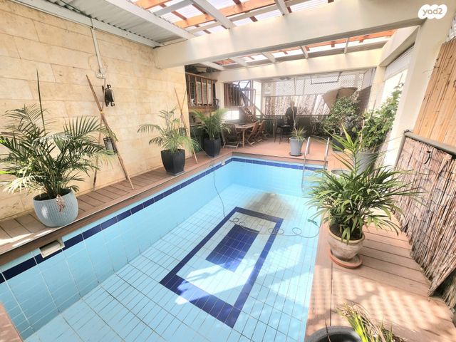 דופלקס, רובע ט"ז, אשדוד