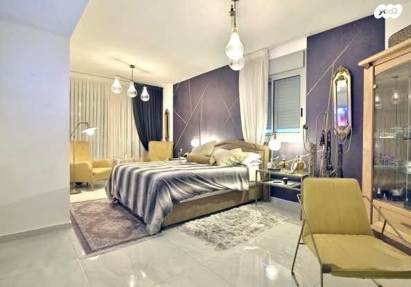 דירה, ש"י עגנון, משכנות האומנים, קרית מוצקין