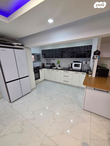 דירת גן, סמטת הצוק, יעלים, אילת