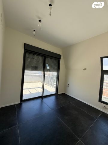 גג/ פנטהאוז, שדרות וושינגטון 29, פלורנטין, תל אביב יפו