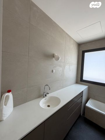 גג/ פנטהאוז, שדרות וושינגטון 29, פלורנטין, תל אביב יפו