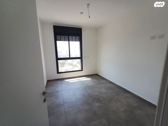 דירה, צה"ל 20, חדרה