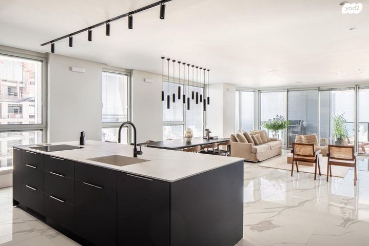 החשמונאים 100